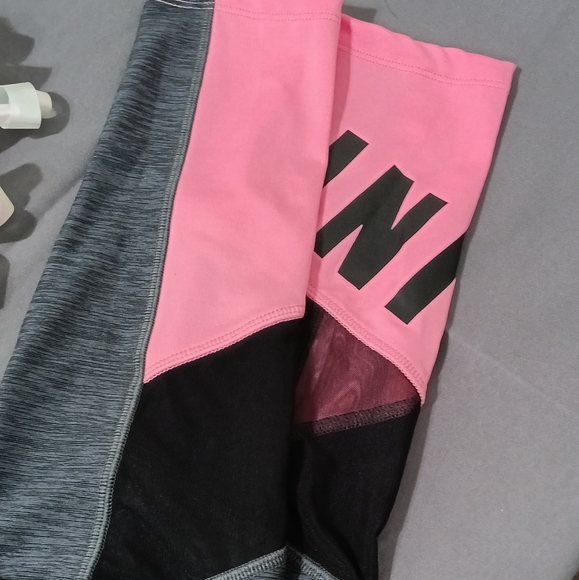 PINK HIGHWAIST LEGGING S - Picture 3 of 6